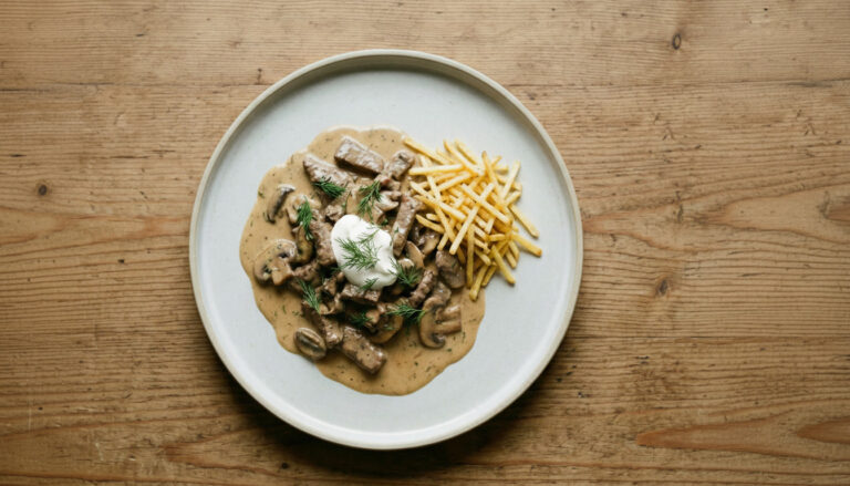Strogonoff de carne cremoso e saboroso 1 Strogonoff de carne