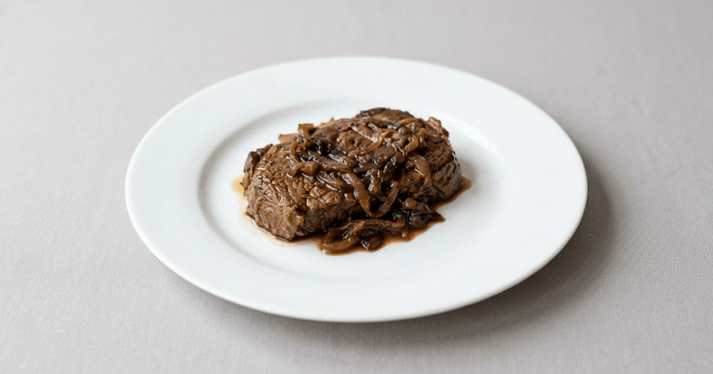 Bife Acebolado na Panela de Pressão