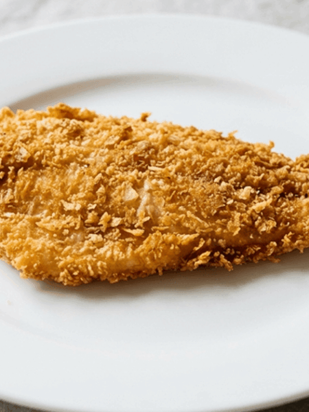 Peixe empanado na air fryer