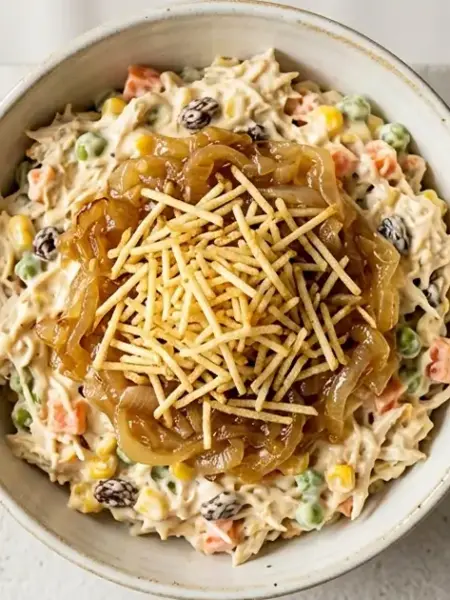 Salpicão com cebola caramelizada fácil